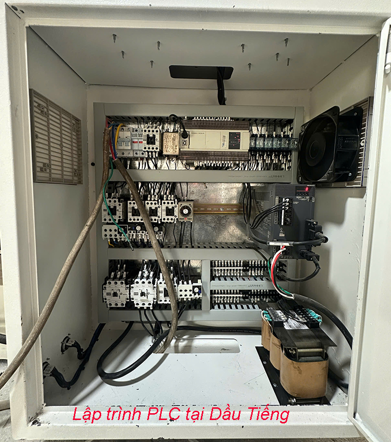 Tủ điện lập trình PLC tại Dầu Tiếng