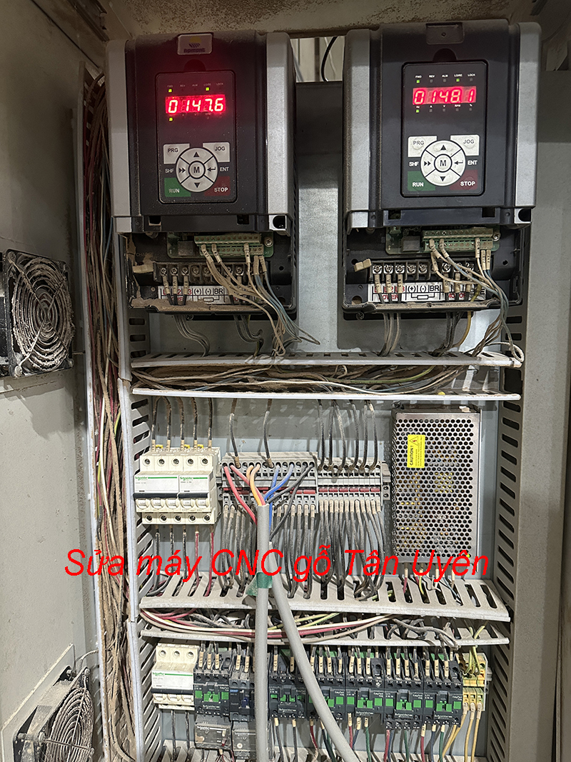 Sửa máy cnc gỗ Tân Uyên 3